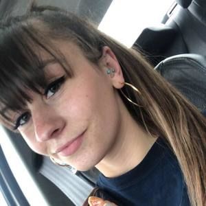 Meet your Posher, Roxanne